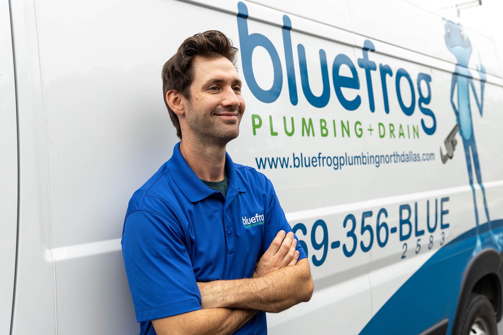 A bluefrog Plumbing + Drain plumber